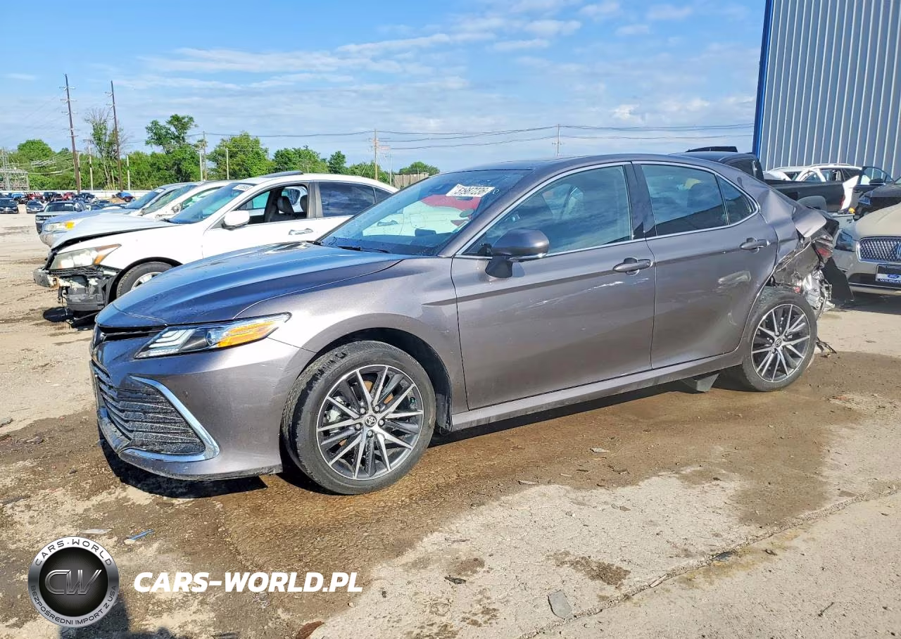 2024 Toyota Camry Xle – zdjęcie 1 z 12
