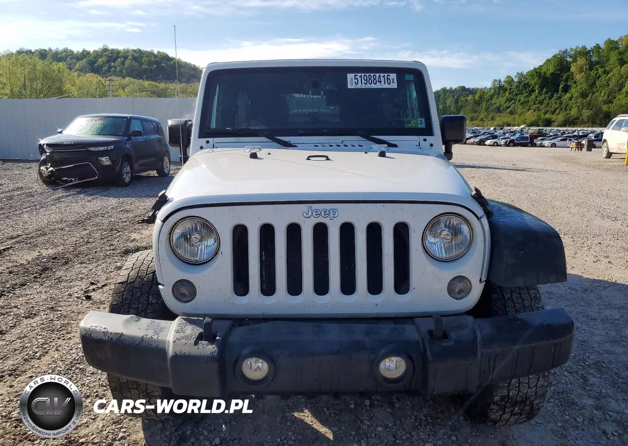 2015 Jeep Wrangler Unlimited Sport VIN:1C4HJWDG3FL657327 - 5