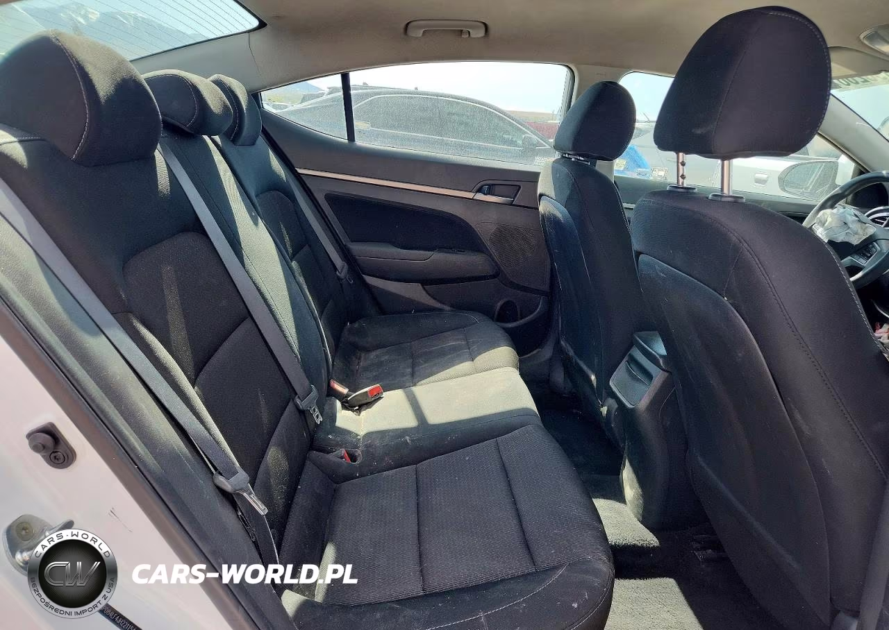 2018 Hyundai Elantra Sel VIN:5NPD84LF4JH221154 - 10