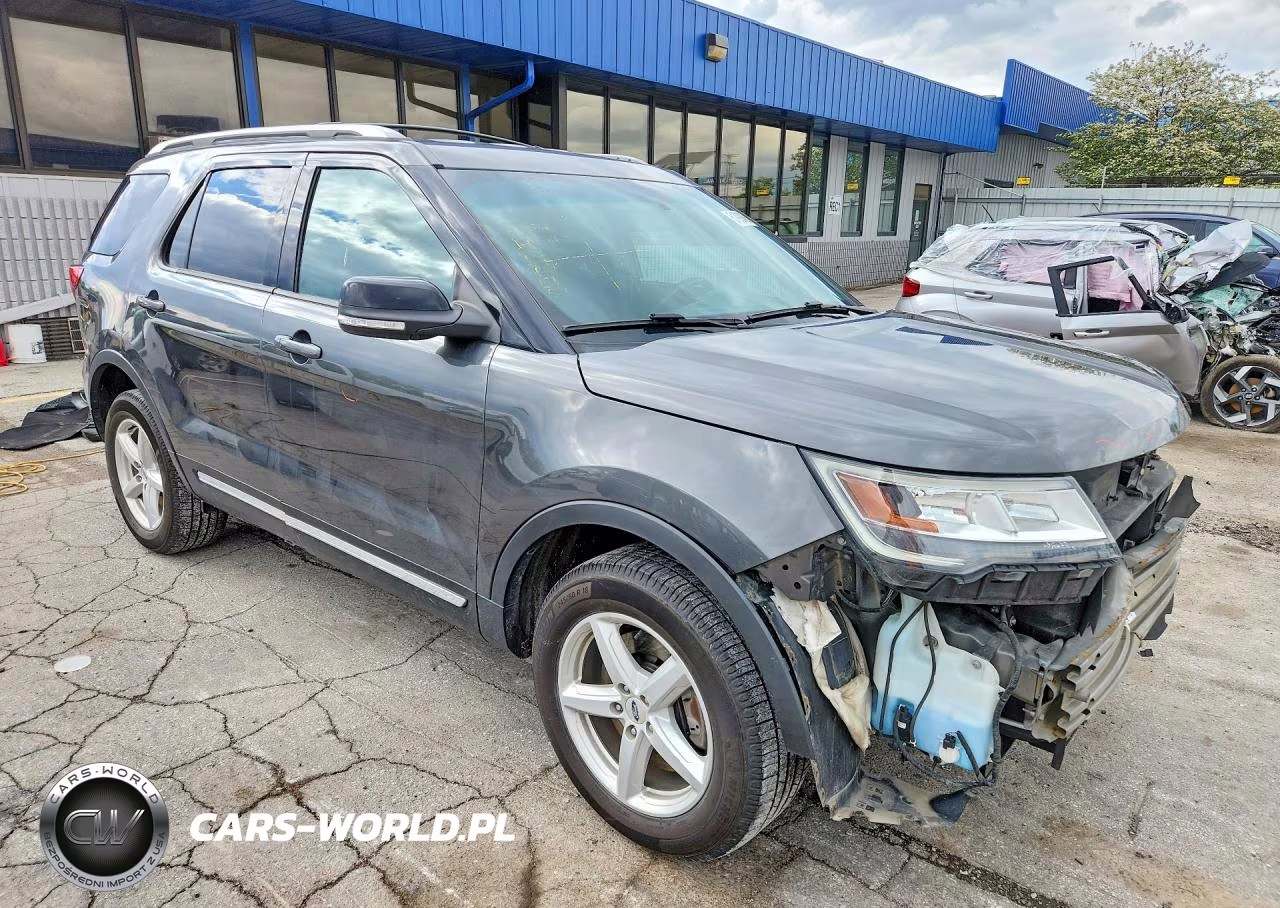 2017 Ford Explorer Xlt VIN:1FM5K8D82HGA85520 - 4