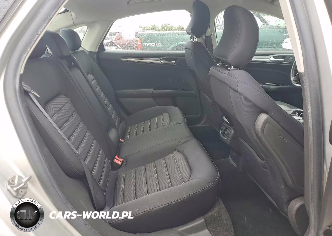 2016 Ford Fusion Se VIN:3FA6P0HD4GR282690 - 10