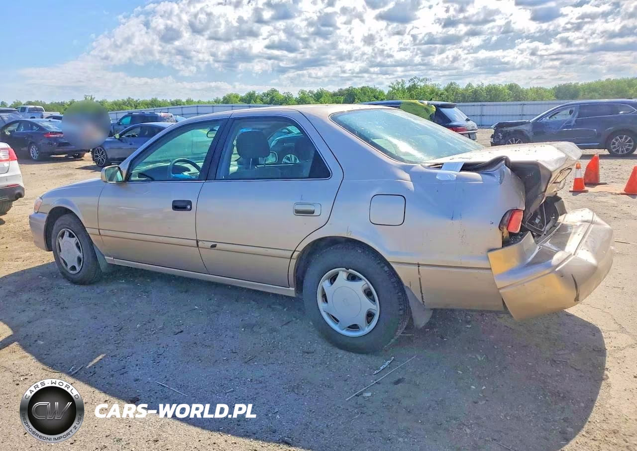 2000 Toyota Camry Ce VIN:4T1BG22K8YU995500 - 2