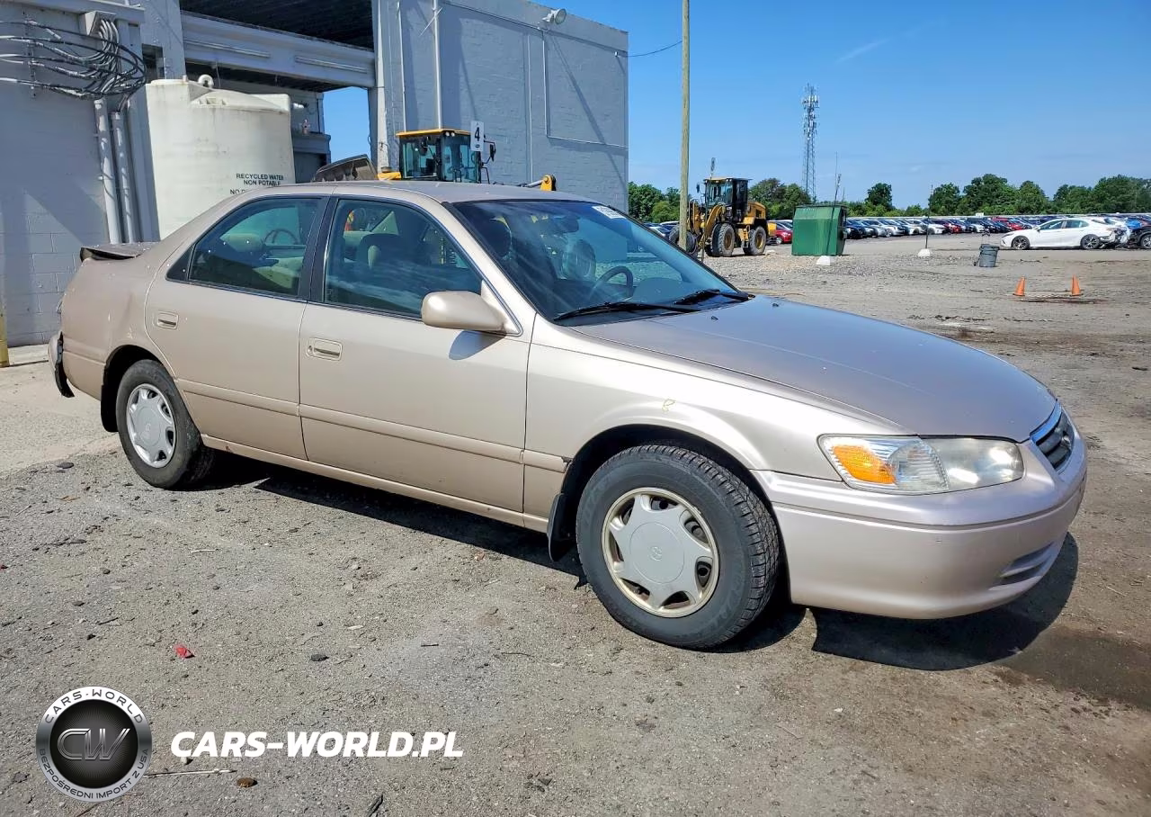 2000 Toyota Camry Ce VIN:4T1BG22K8YU995500 - 4
