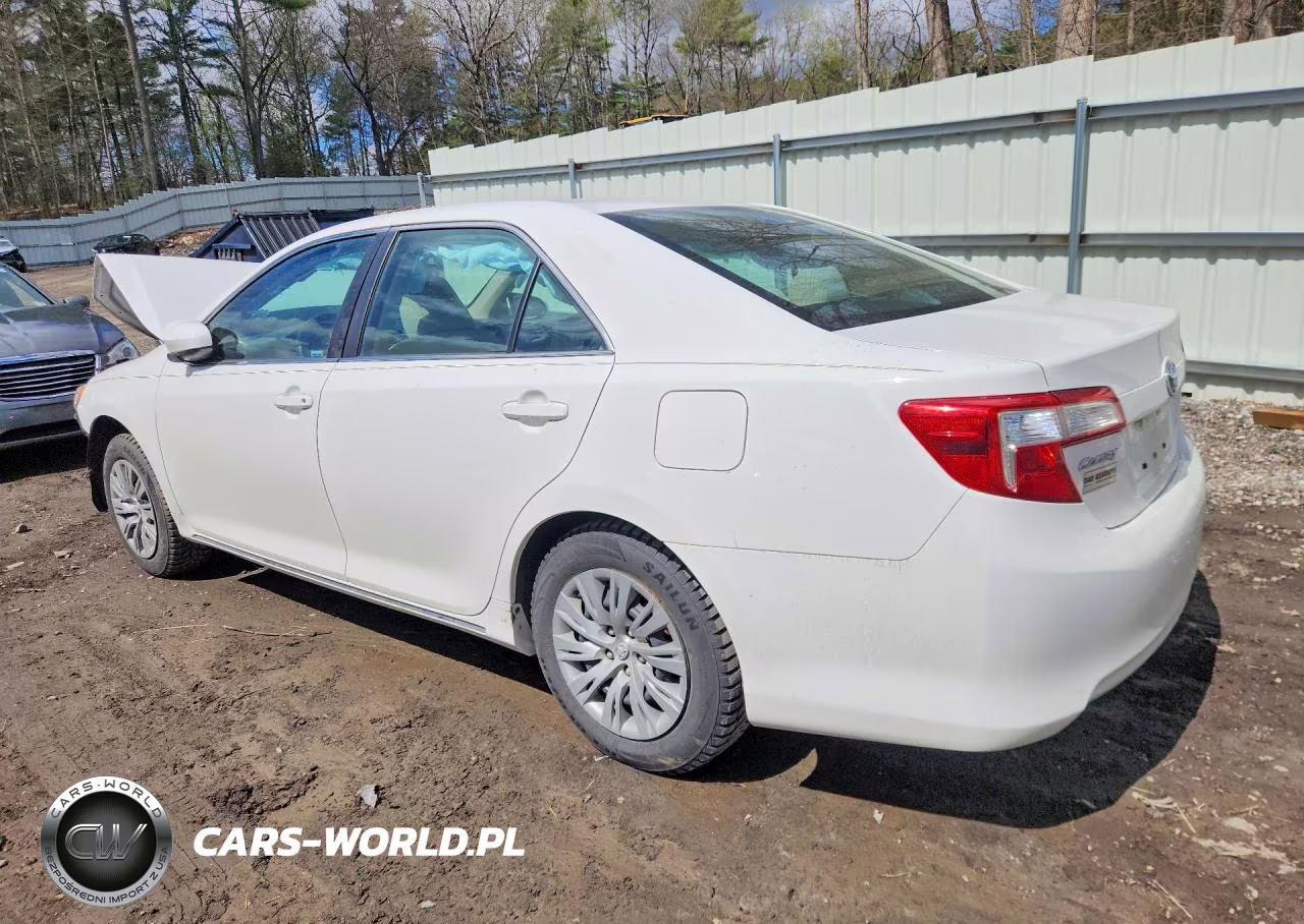2014 Toyota Camry Le VIN:4T1BF1FK2EU438438 - 2
