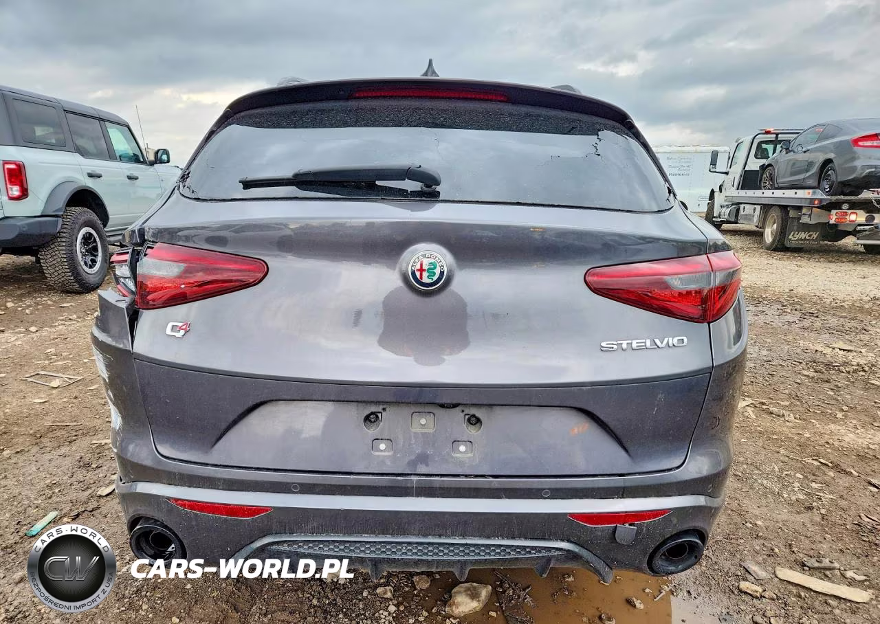 2022 Alfa Romeo Stelvio Ti VIN:ZASPAKBN2N7D38179 - 6