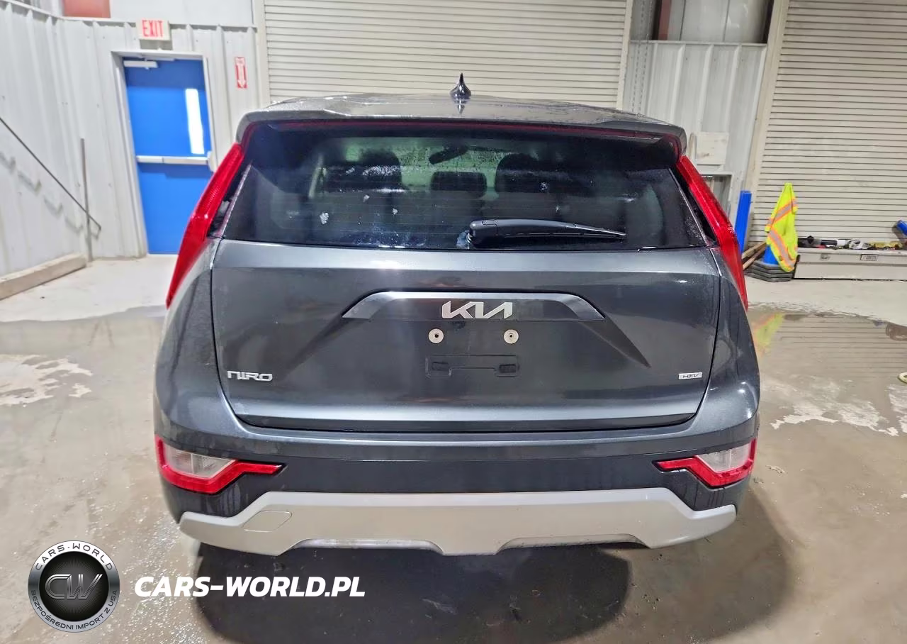 2026 Kia Niro Lx VIN:KNDCP3LE8T5320224 - 6