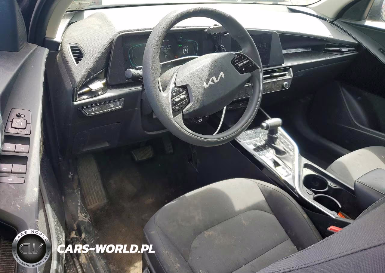 2026 Kia Niro Lx VIN:KNDCP3LE8T5320224 - 8