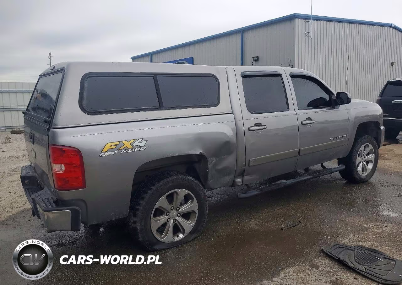2007 Chevrolet Silverado K1500 Crew Cab VIN:2GCEK13M671629250 - 3