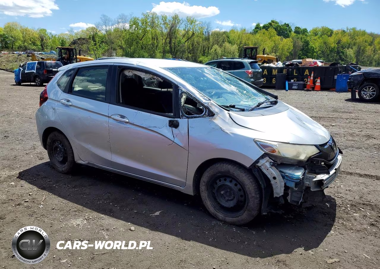 2016 Honda Fit Lx VIN:JHMGK5H56GS015086 - 4