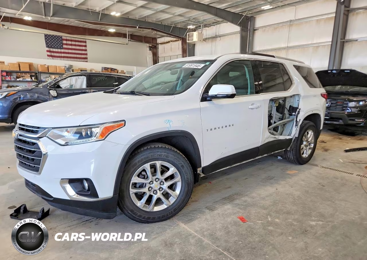 2018 Chevrolet Traverse Lt