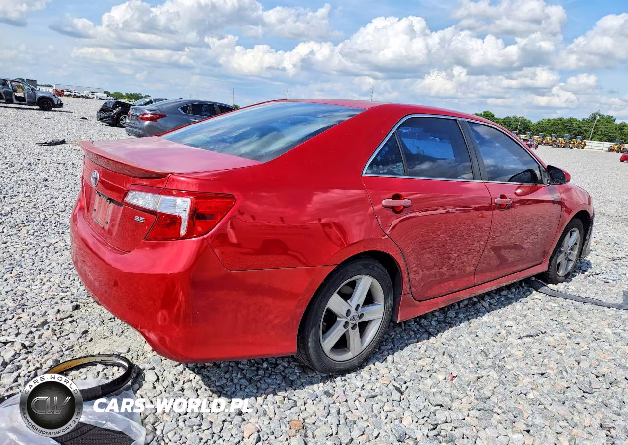 2014 Toyota Camry Se VIN:4T1BF1FK0EU779577 - 3