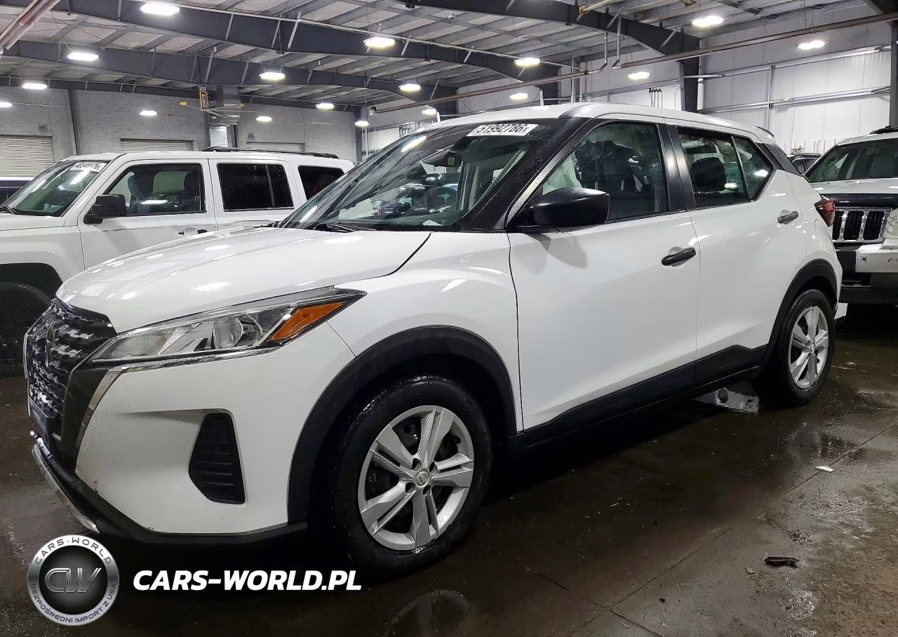 2021 Nissan Kicks S