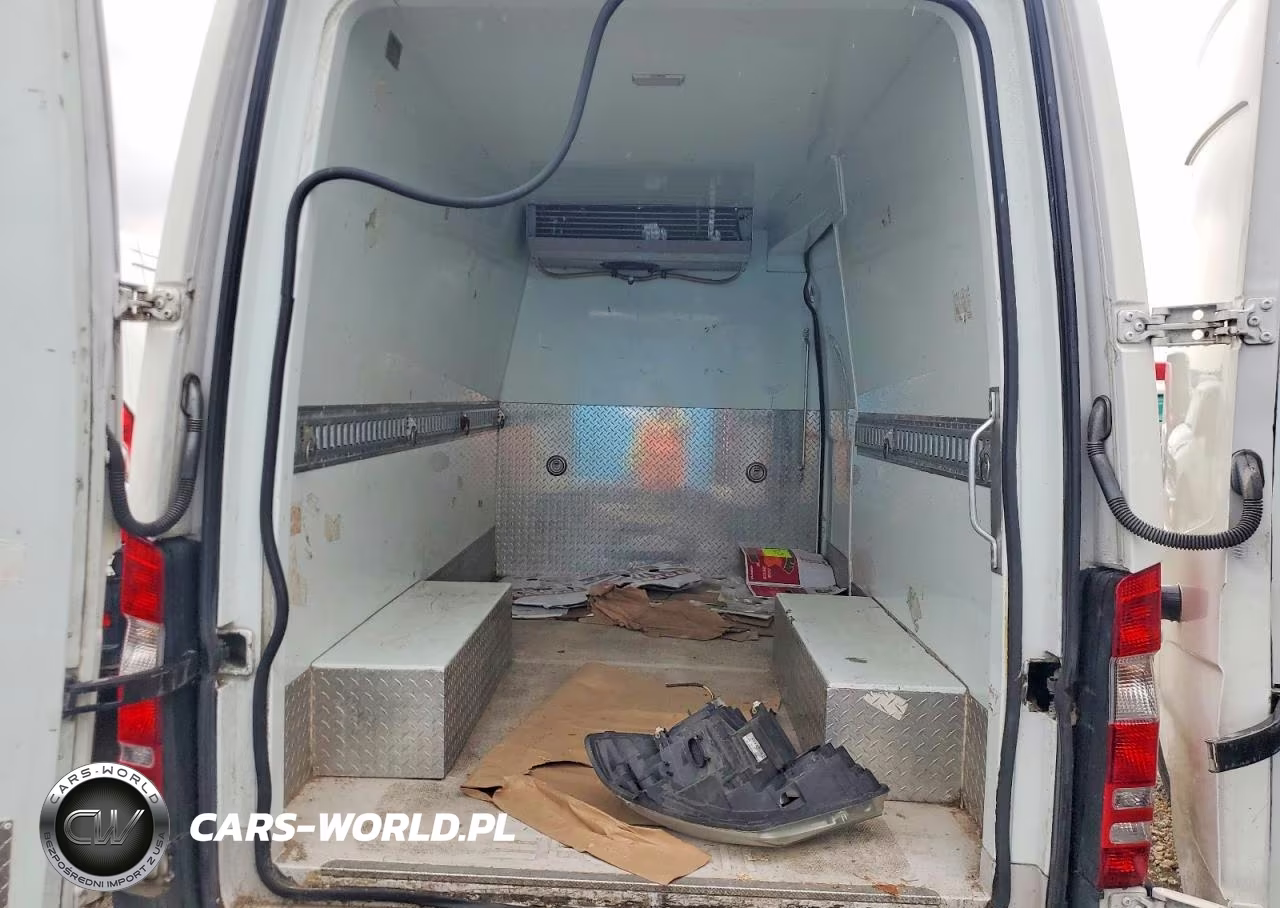 2017 Freightliner Sprinr3500 VIN:WDYPF0CD7HP387973 - 10