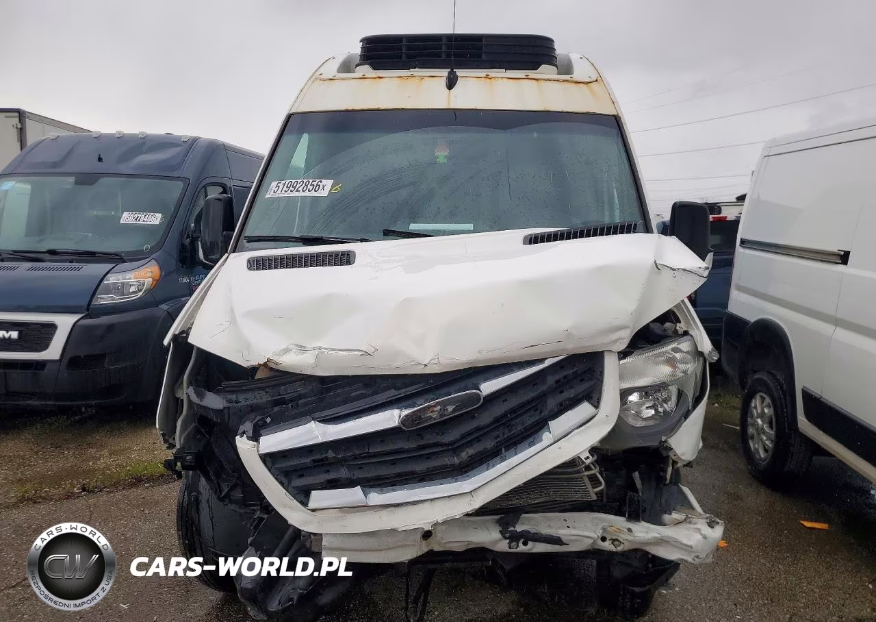 2017 Freightliner Sprinr3500 VIN:WDYPF0CD7HP387973 - 5