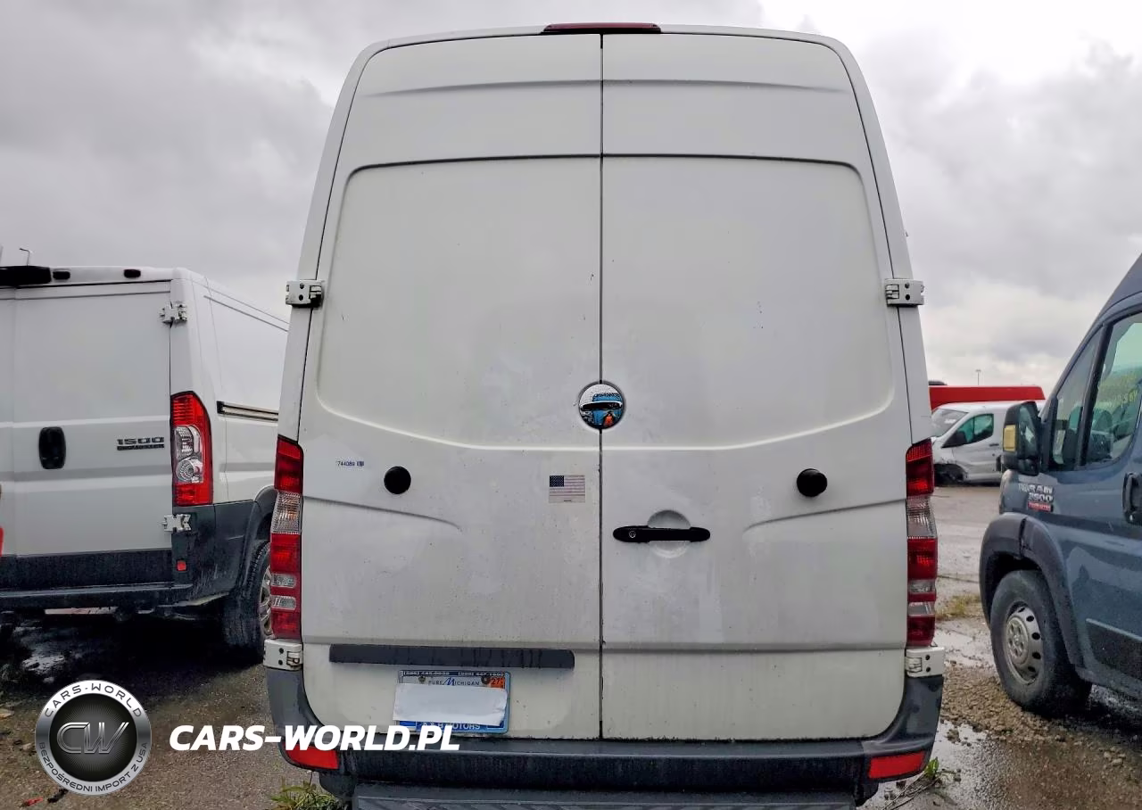 2017 Freightliner Sprinr3500 VIN:WDYPF0CD7HP387973 - 6