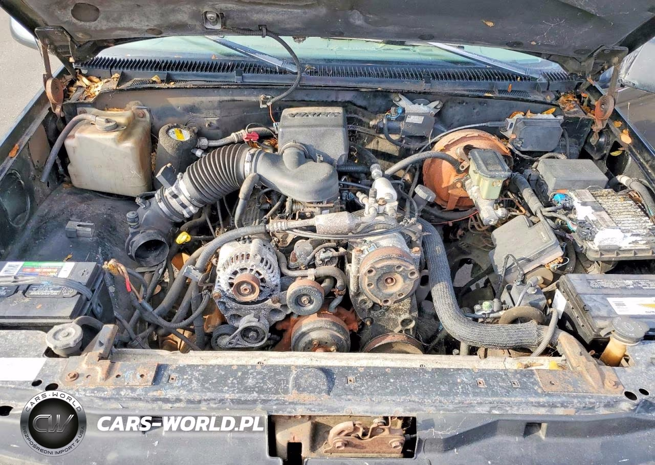 1998 Chevrolet Tahoe K1500 VIN:3GNEK18R0WG124791 - 12