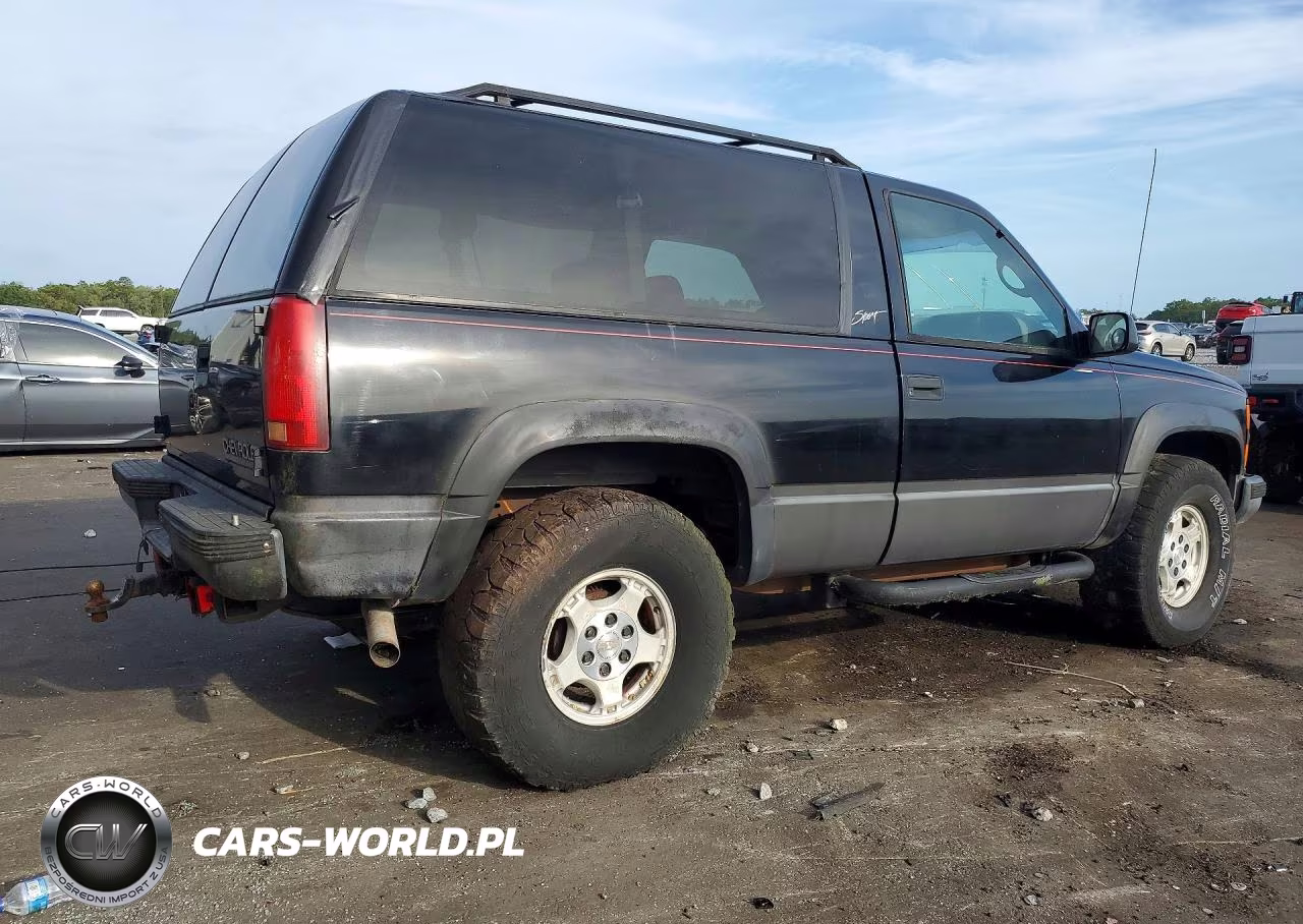 1998 Chevrolet Tahoe K1500 VIN:3GNEK18R0WG124791 - 3