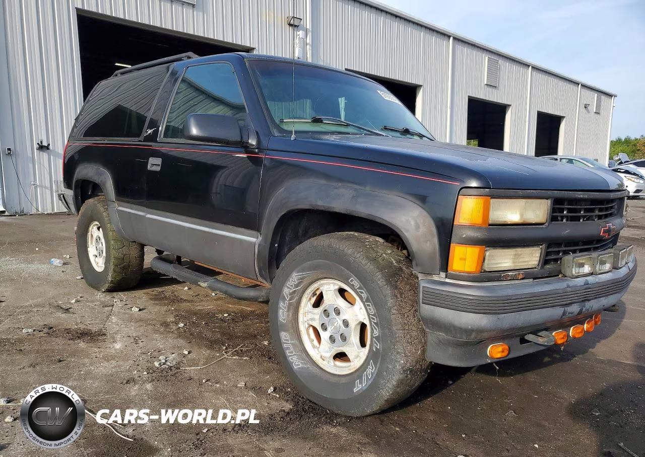 1998 Chevrolet Tahoe K1500 VIN:3GNEK18R0WG124791 - 4