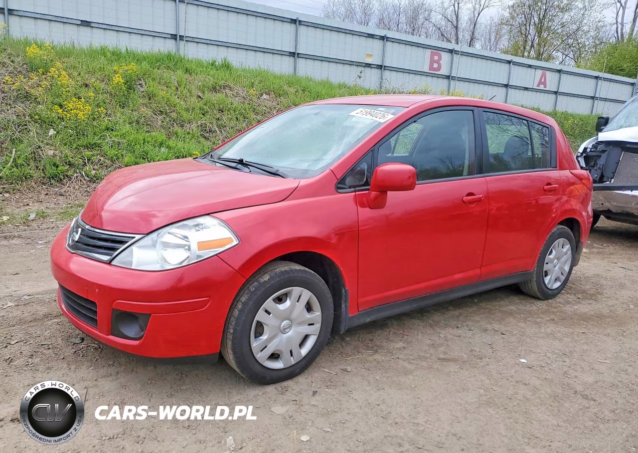 2011 Nissan Versa 1.8 S