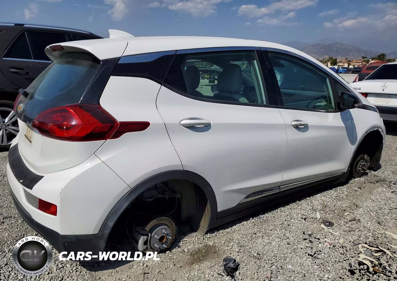 2020 Chevrolet Bolt Ev Lt VIN:1G1FY6S02L4142987 - 3