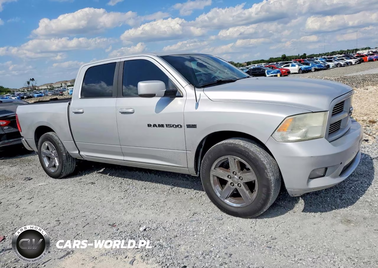2011 Dodge Ram 1500 VIN:1D7RB1CT5BS575849 - 4