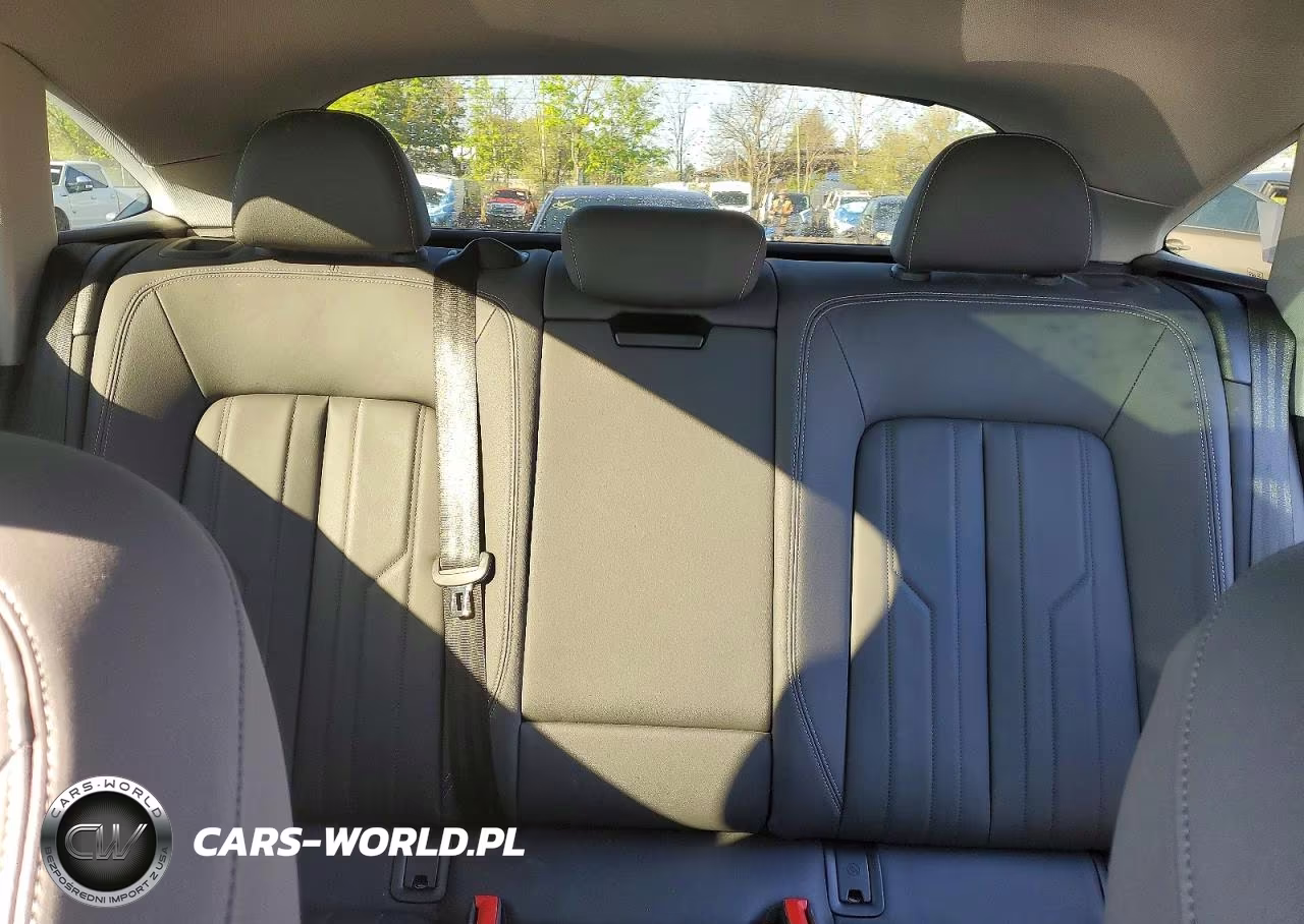 2021 Audi E-Tron Sportback Premium VIN:WA11AAGE0MB012341 - 10