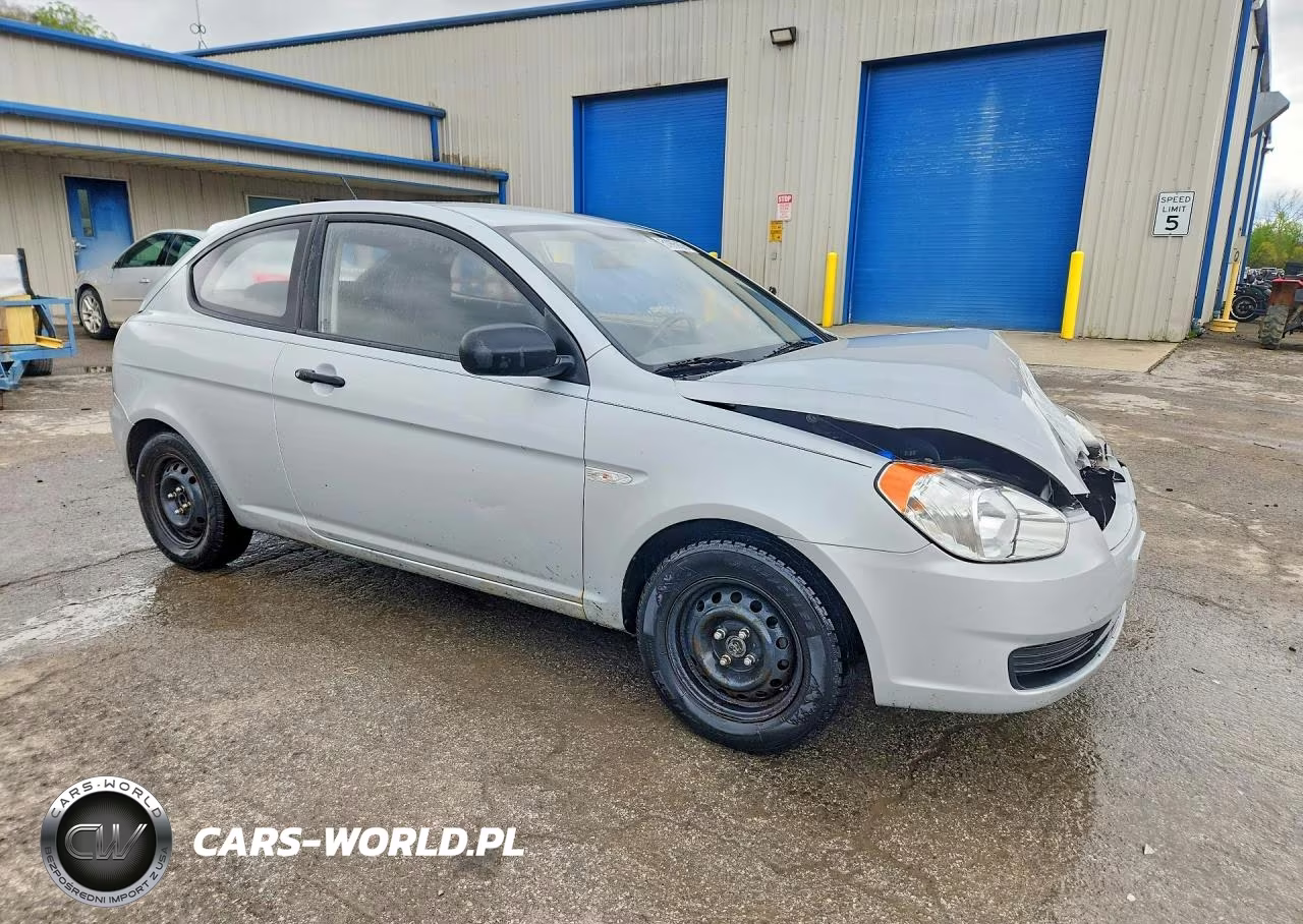 2011 Hyundai Accent Gl VIN:KMHCM3AC6BU195668 - 4