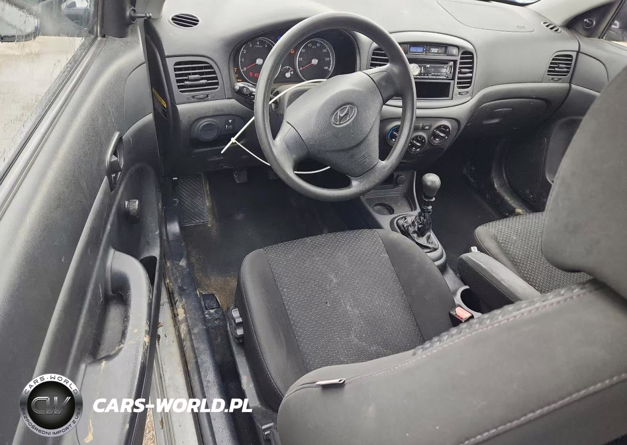 2011 Hyundai Accent Gl VIN:KMHCM3AC6BU195668 - 8