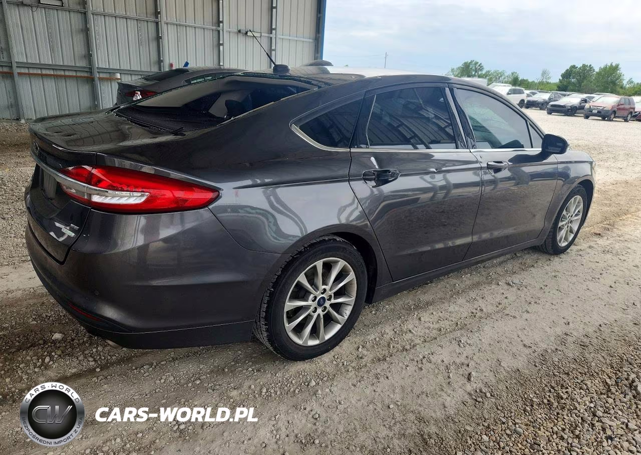 2017 Ford Fusion Se VIN:3FA6P0HD2HR145569 - 3