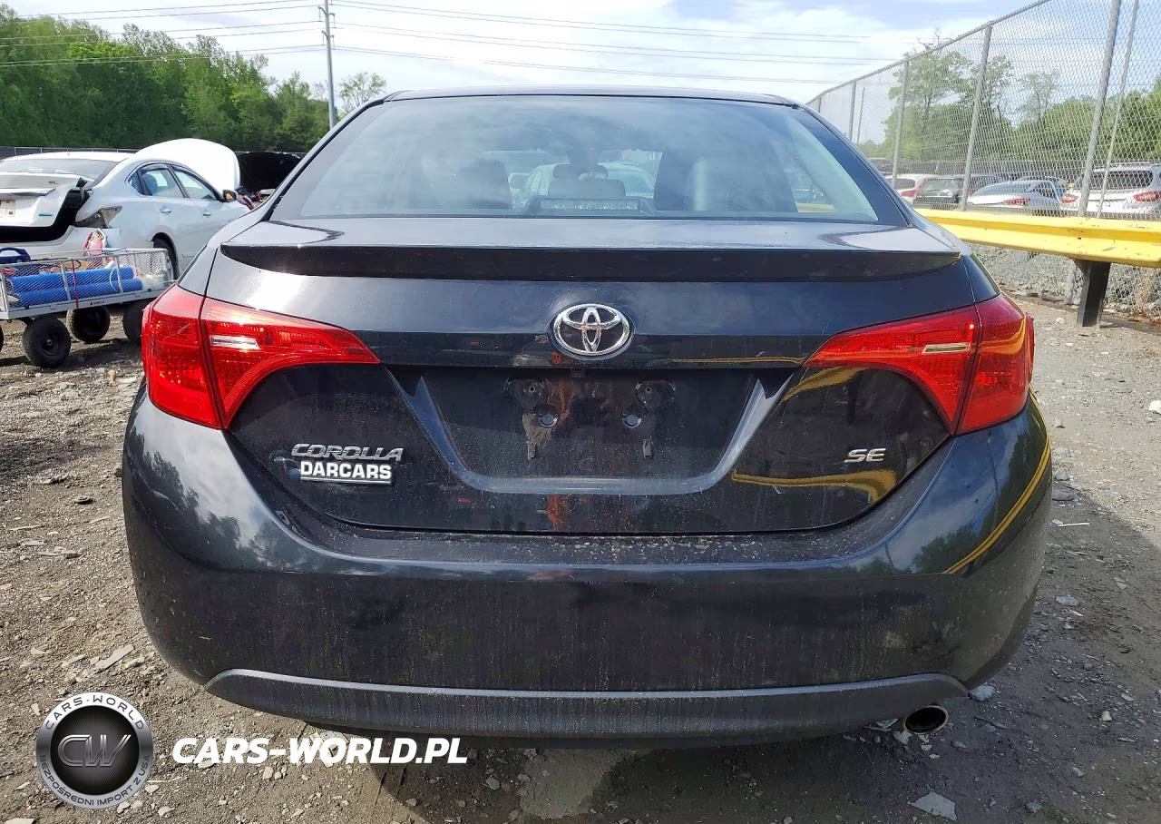 2018 Toyota Corolla Se VIN:2T1BURHEXJC081615 - 6