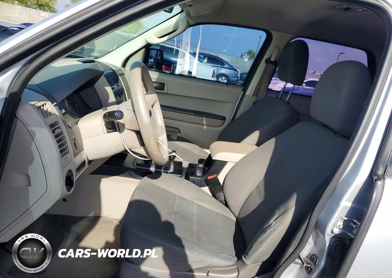 2011 Ford Escape Xls VIN:1FMCU0C73BKC23744 - 7