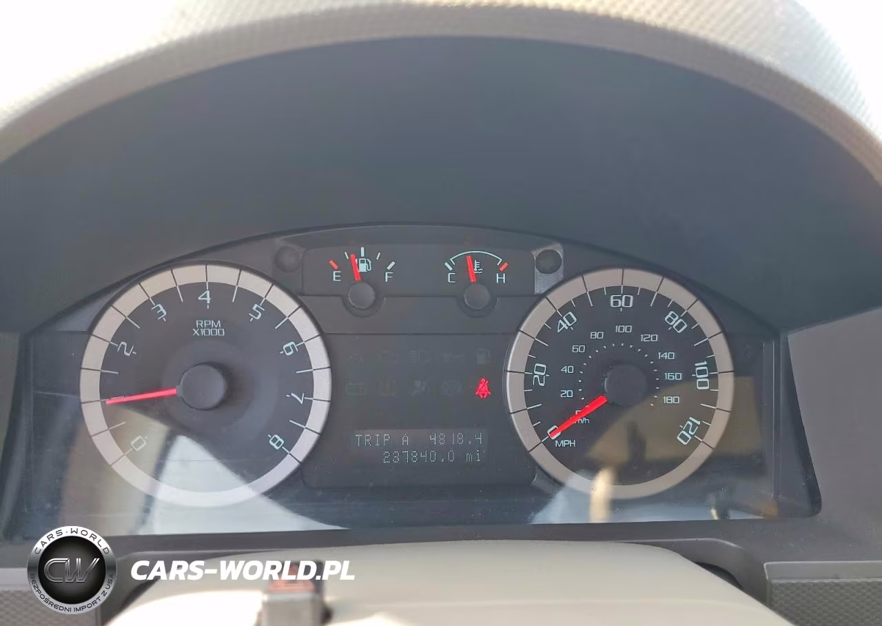 2011 Ford Escape Xls VIN:1FMCU0C73BKC23744 - 9