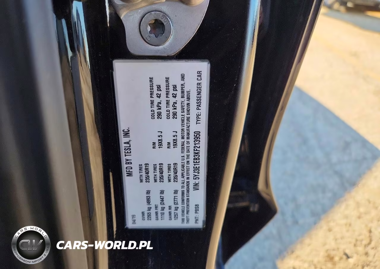 2019 Tesla Model 3 VIN:5YJ3E1EB3KF213950 - 12