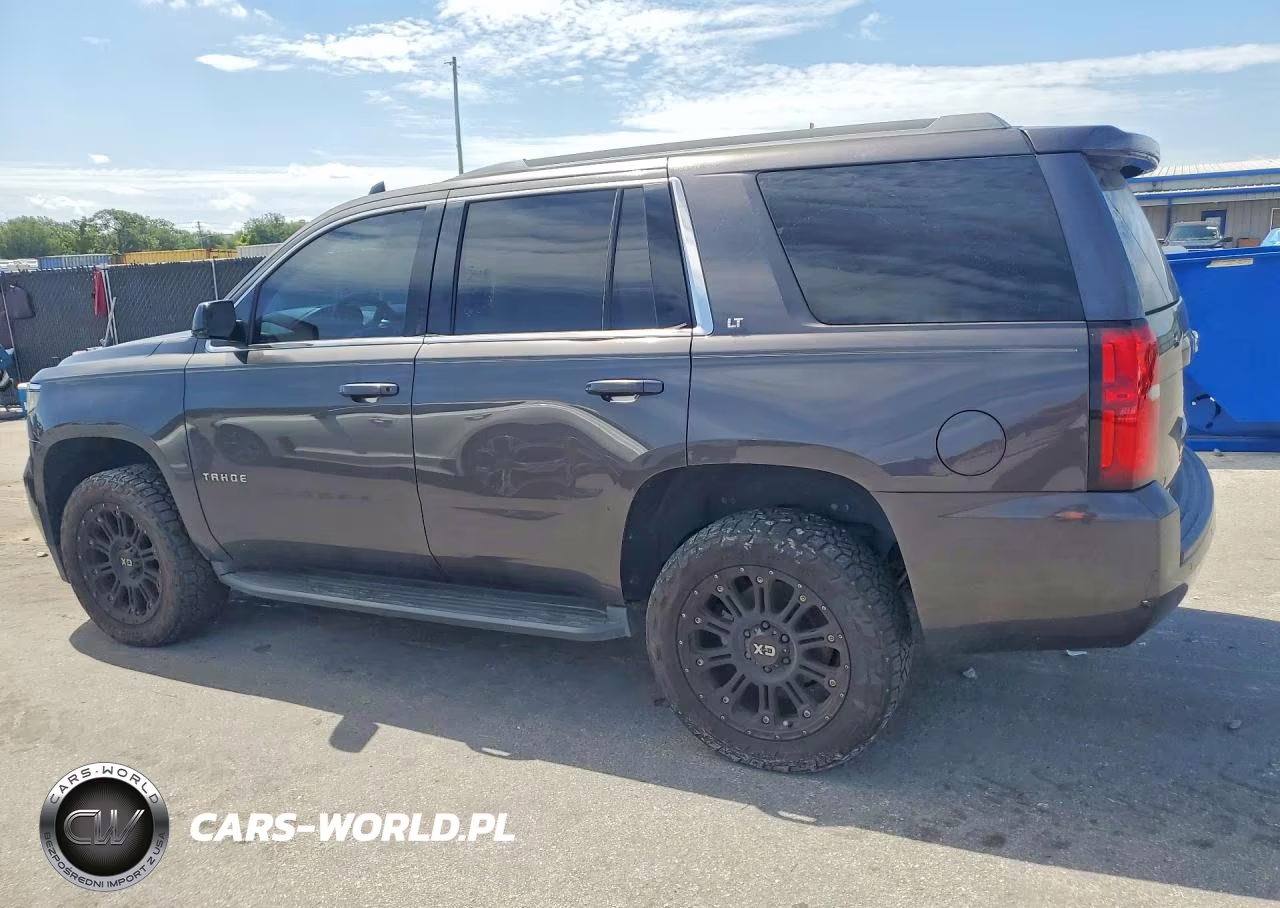 2018 Chevrolet Tahoe C1500 Lt VIN:1GNSCBKC0JR111803 - 2