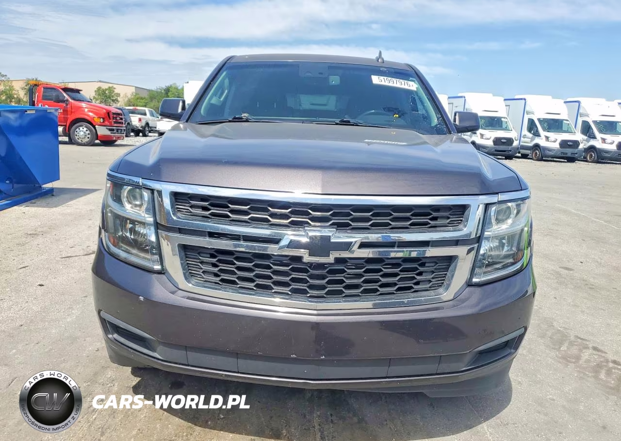 2018 Chevrolet Tahoe C1500 Lt VIN:1GNSCBKC0JR111803 - 5