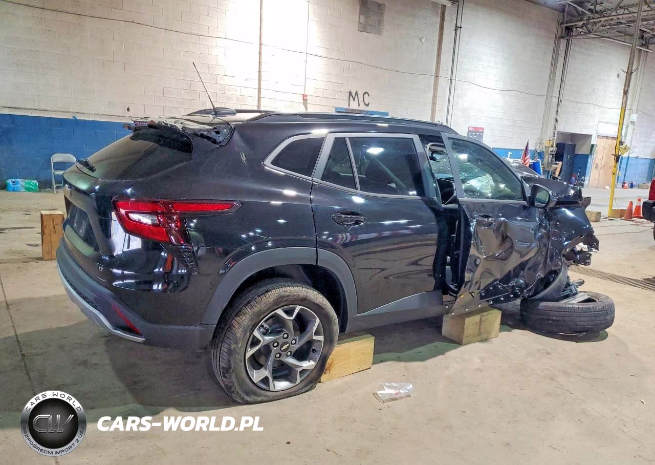 2025 Chevrolet Trax 1Lt VIN:KL77LHEP1SC296459 - 3