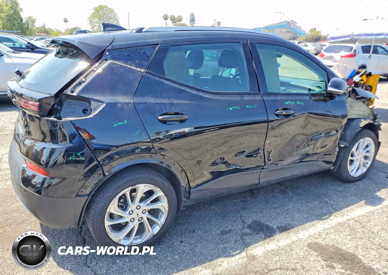 2023 Chevrolet Bolt Euv Lt VIN:1G1FY6S03P4181397 - 3