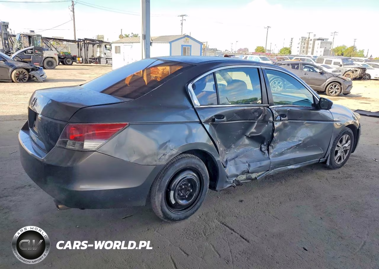 2008 Honda Accord Lxp VIN:JHMCP26488C023887 - 3