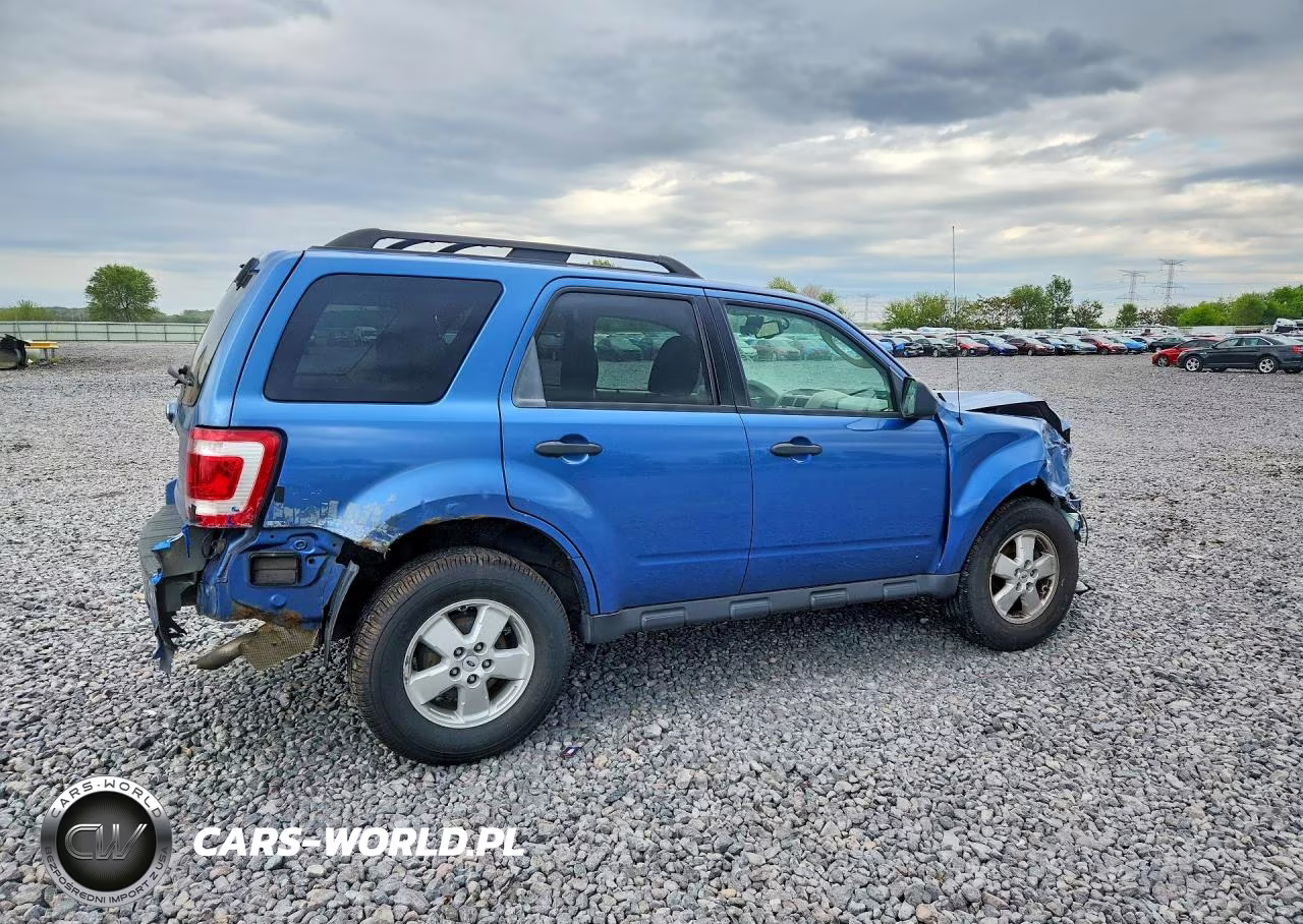 2009 Ford Escape Xlt VIN:1FMCU03GX9KA09697 - 3