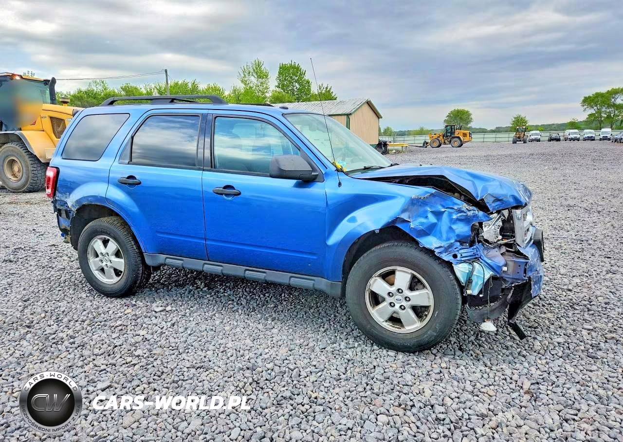 2009 Ford Escape Xlt VIN:1FMCU03GX9KA09697 - 4