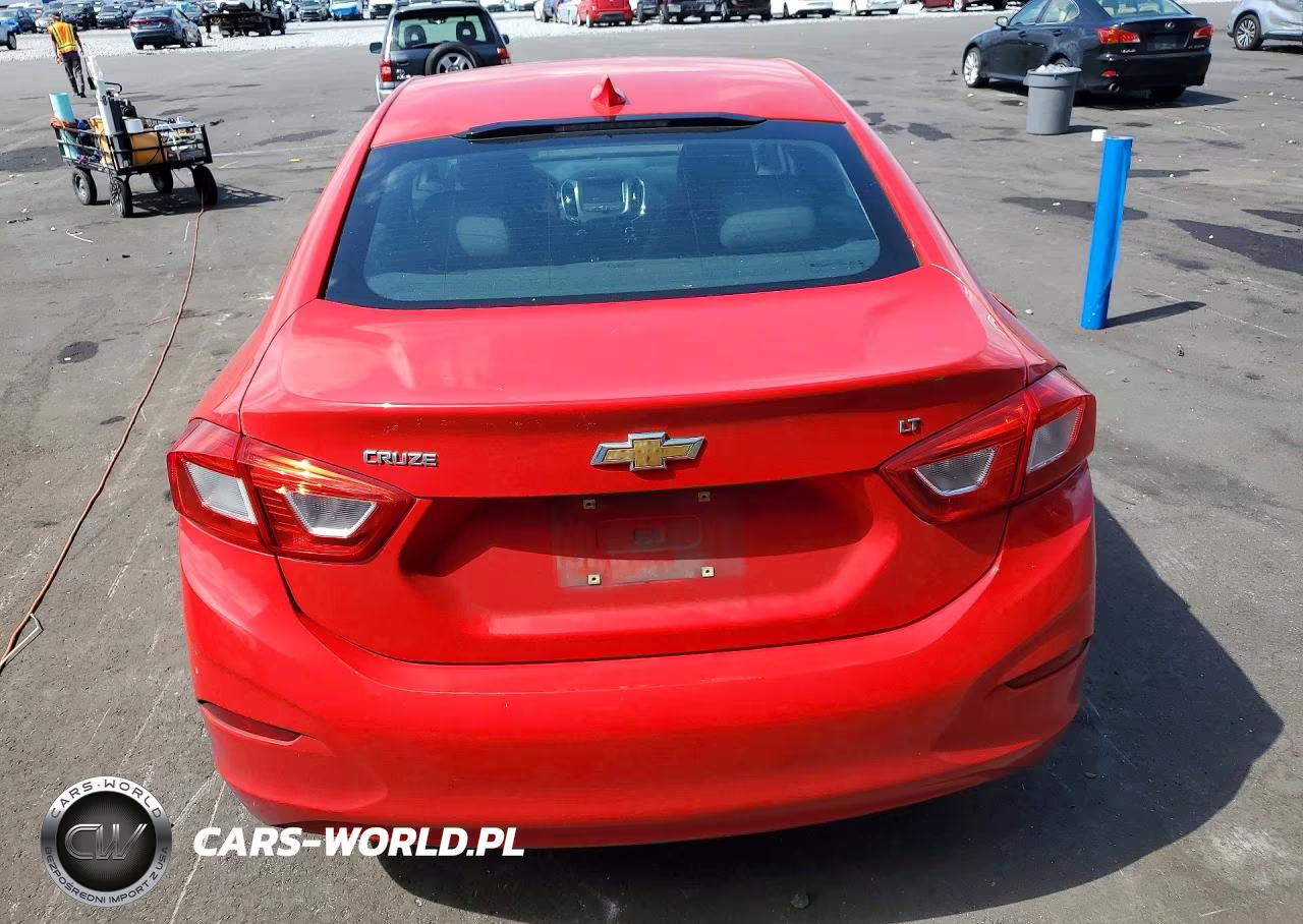 2017 Chevrolet Cruze Lt VIN:1G1BE5SM7H7228600 - 6