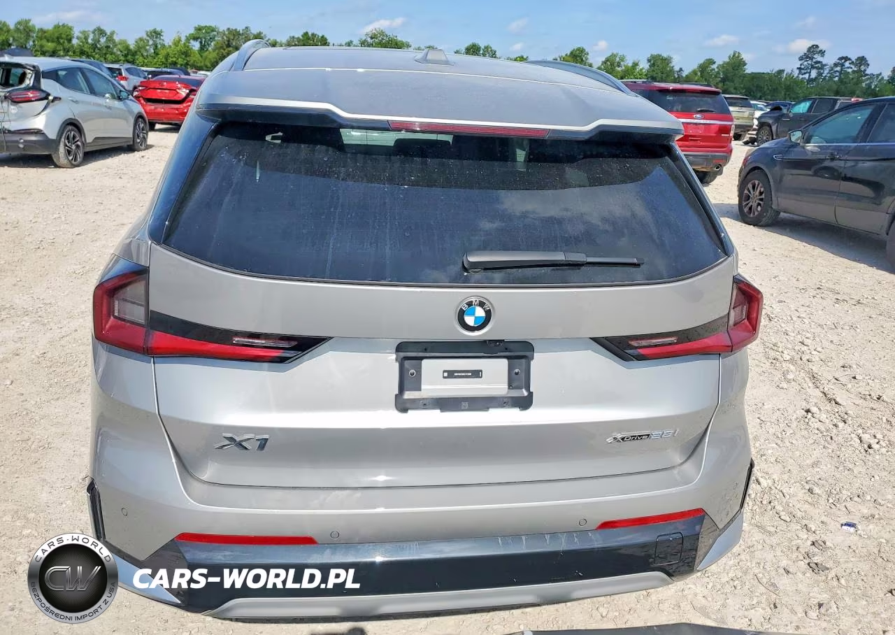 2025 BMW X1 xDrive28I VIN:WBX73EF0XS5175603 - 6