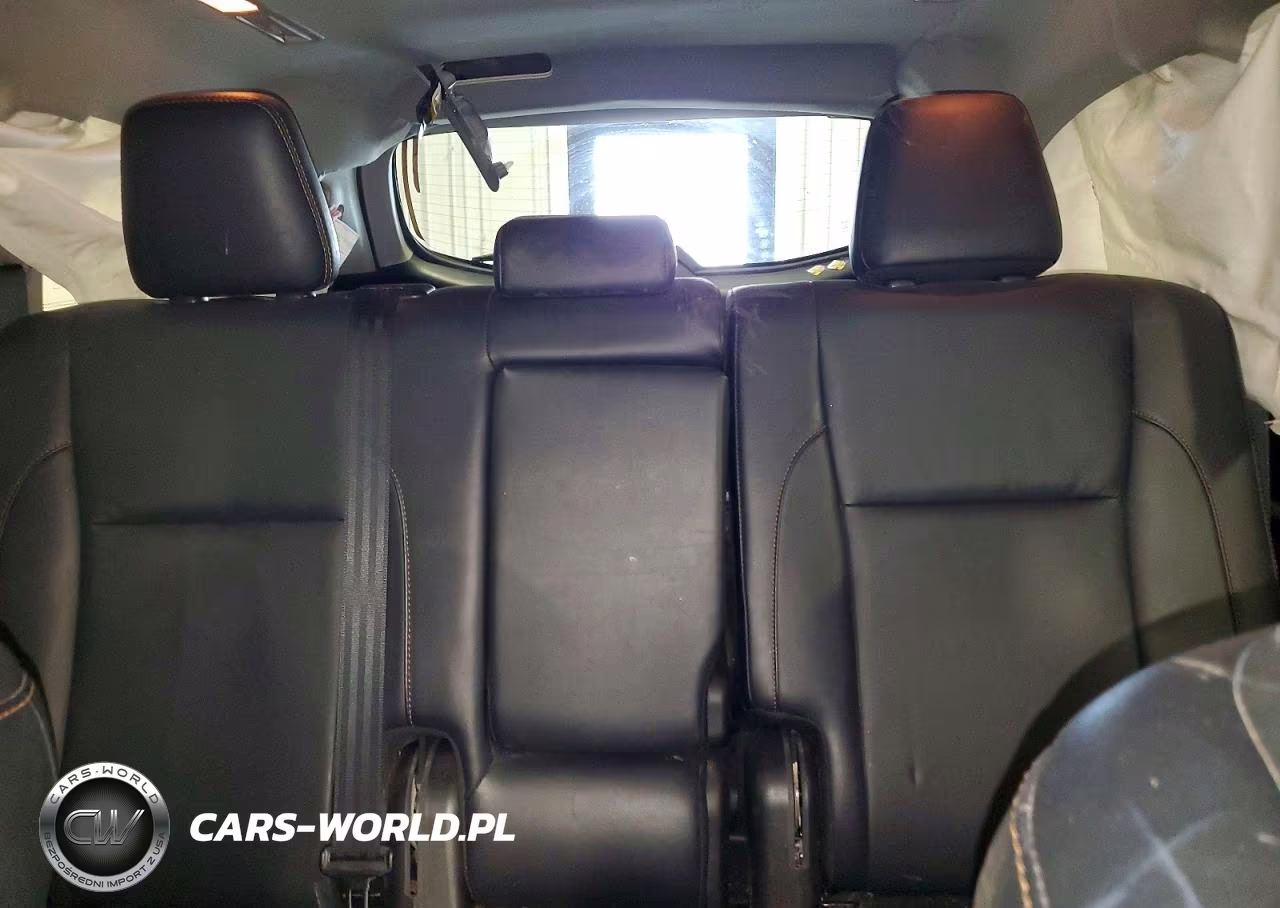 2019 Toyota Highlander Xle VIN:5TDJZRFH9KS733126 - 10