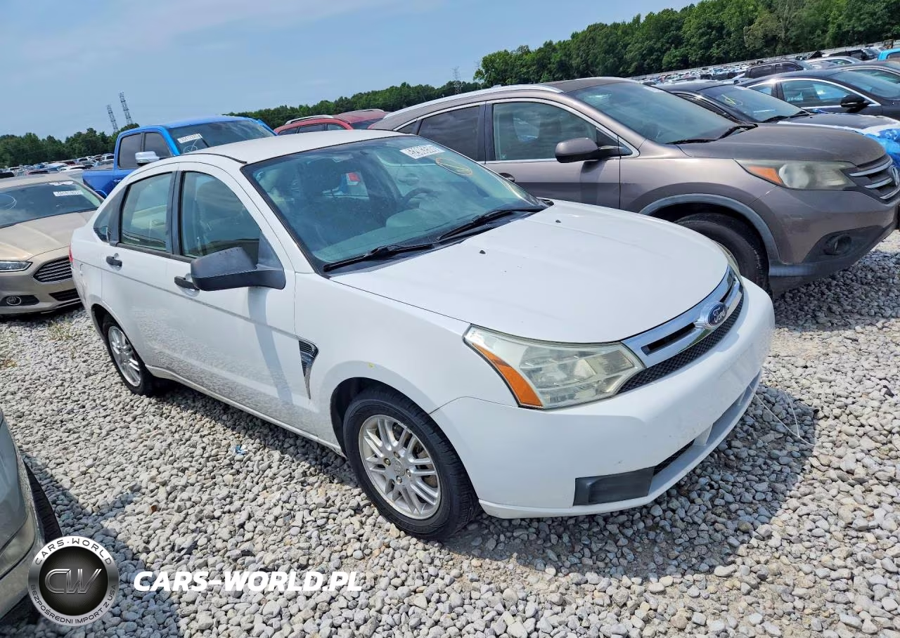 2008 Ford Focus Se VIN:1FAHP35N48W182661 - 4