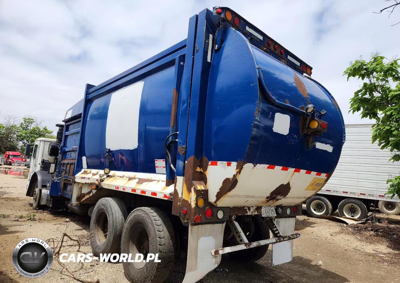 2009 Mack Leu600 Refuse Truck VIN:1M2AU02C19M003135 - 3