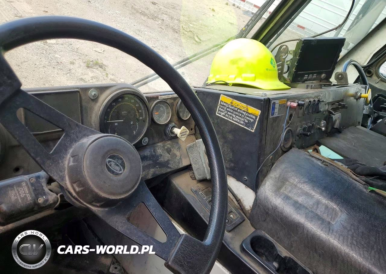 2009 Mack Leu600 Refuse Truck VIN:1M2AU02C19M003135 - 5