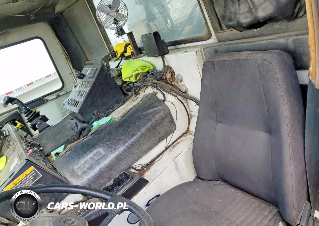 2009 Mack Leu600 Refuse Truck VIN:1M2AU02C19M003135 - 6