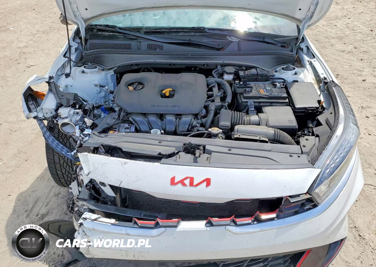 2024 Kia Forte Gt Line VIN:3KPF54AD9RE741868 - 11