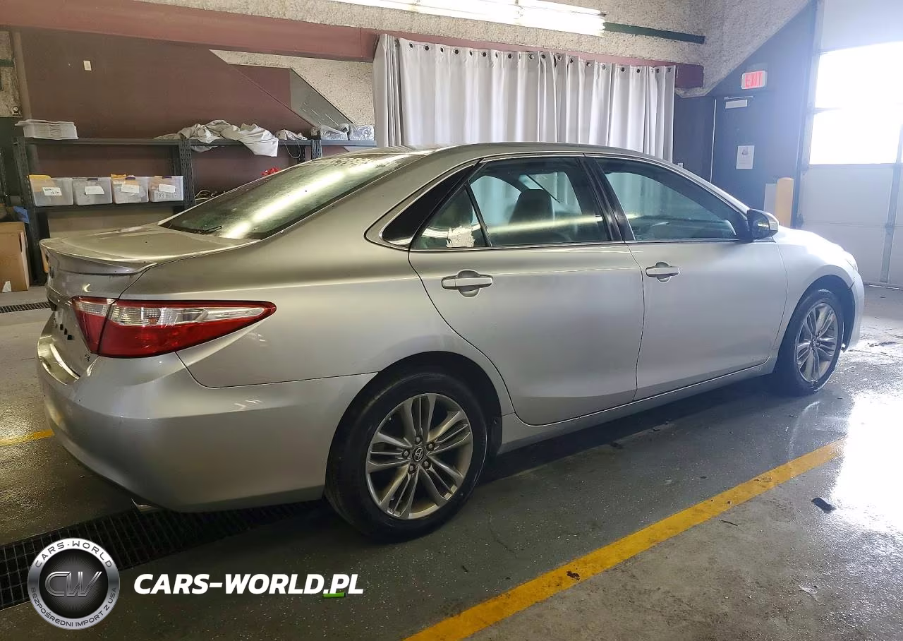 2016 Toyota Camry Se VIN:4T1BF1FK2GU236234 - 3
