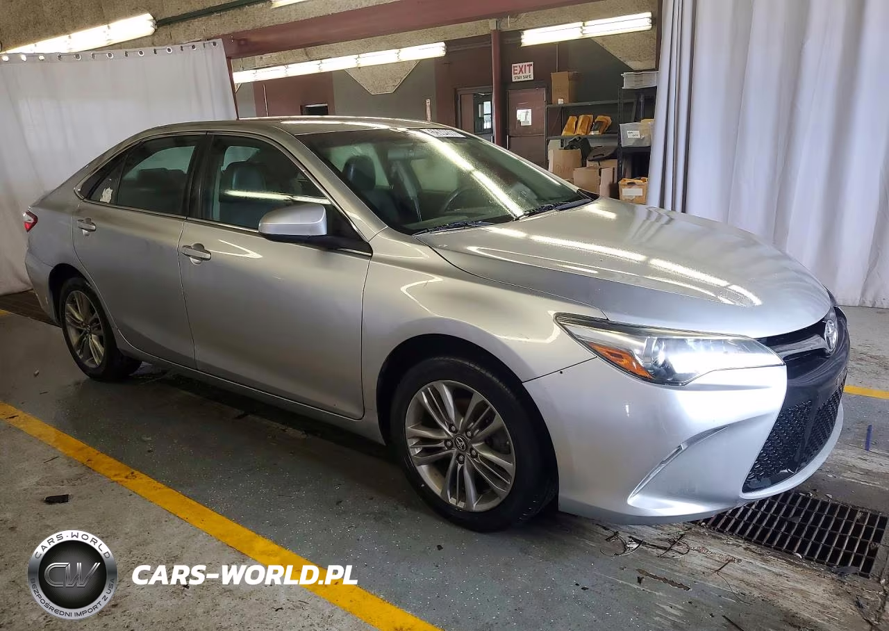 2016 Toyota Camry Se VIN:4T1BF1FK2GU236234 - 4